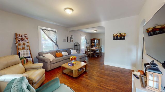 218 Greenberry St Street, Sweetser, IN 46952