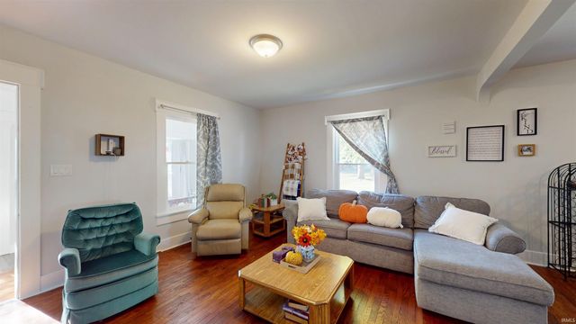 218 Greenberry St Street, Sweetser, IN 46952