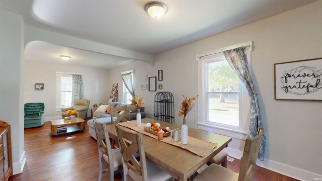 218 Greenberry St Street, Sweetser, IN 46952