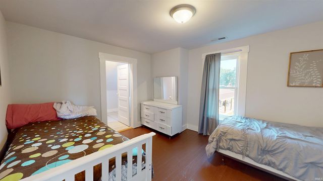 218 Greenberry St Street, Sweetser, IN 46952