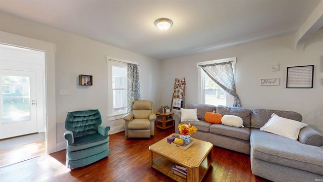 218 Greenberry St Street, Sweetser, IN 46952