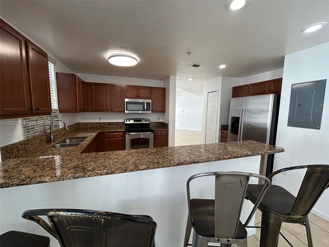 11503 NW 89th Street 206, Doral, FL 33178