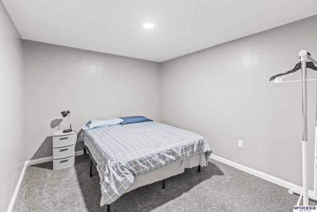 3321 N 48th Avenue, Omaha, NE 68104