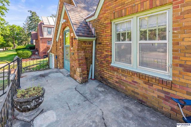 3321 N 48th Avenue, Omaha, NE 68104