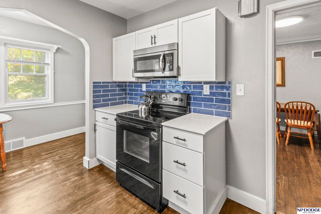 3321 N 48th Avenue, Omaha, NE 68104