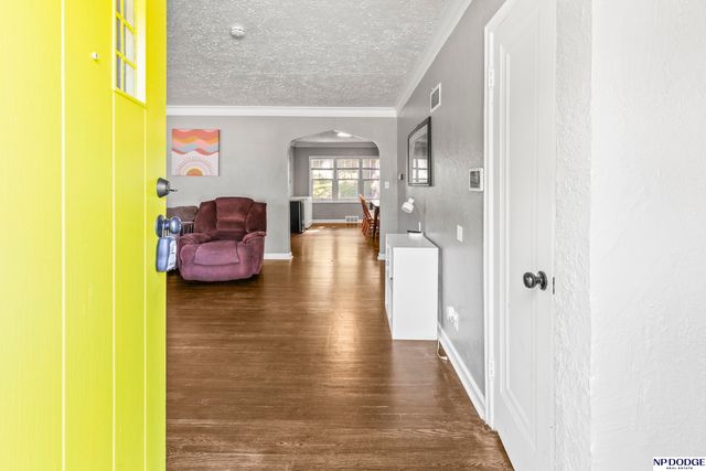 3321 N 48th Avenue, Omaha, NE 68104