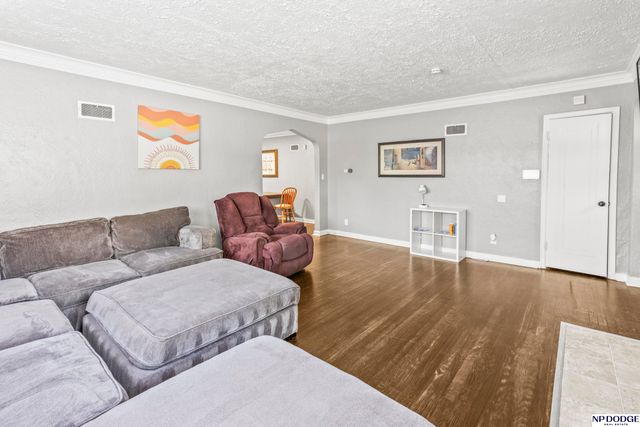 3321 N 48th Avenue, Omaha, NE 68104