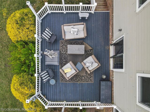 6707 Forest Pointe Boulevard, Springfield Charter Township, MI 48350