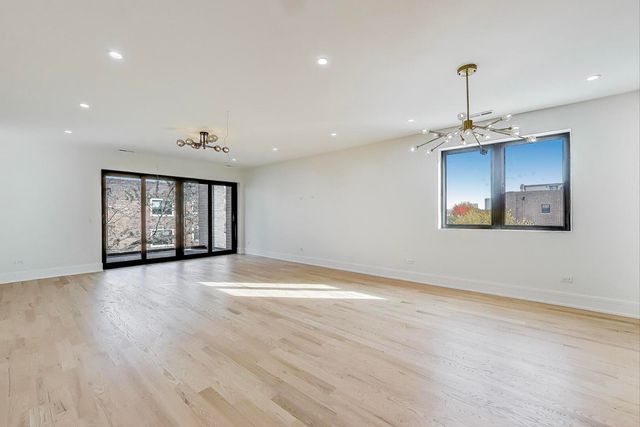 2307 W Foster Avenue 1, Chicago, IL 60625