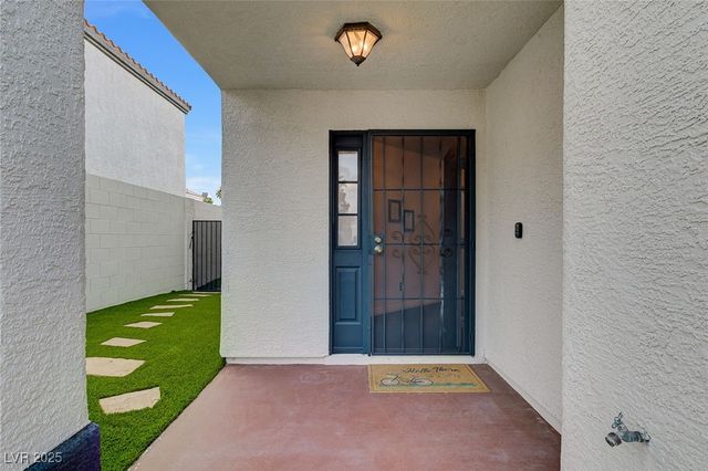 8208 Ogee Drive, Las Vegas, NV 89145