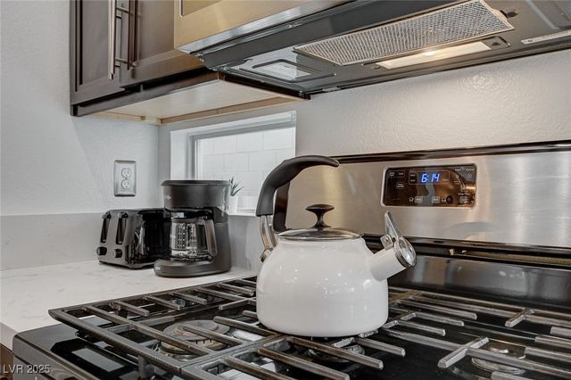 8208 Ogee Drive, Las Vegas, NV 89145