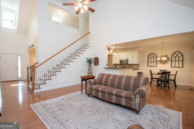 80 Walton Place Drive, Newnan, GA 30263