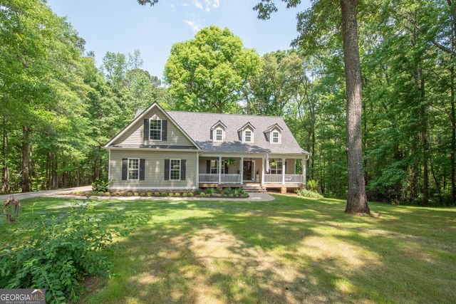 80 Walton Place Drive, Newnan, GA 30263