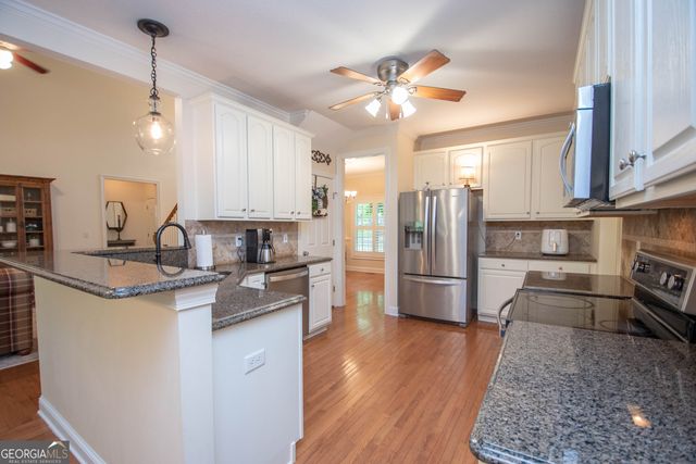 80 Walton Place Drive, Newnan, GA 30263
