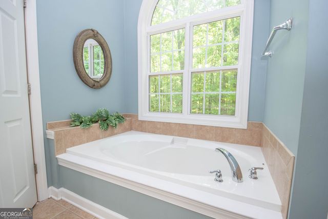 80 Walton Place Drive, Newnan, GA 30263