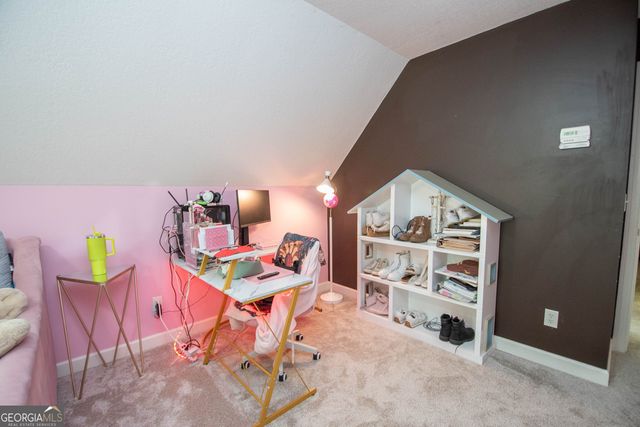 80 Walton Place Drive, Newnan, GA 30263