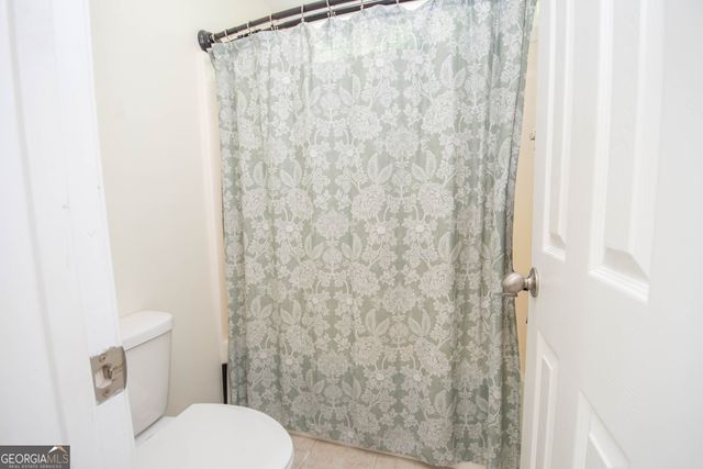 80 Walton Place Drive, Newnan, GA 30263