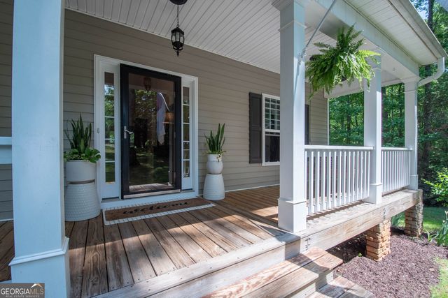 80 Walton Place Drive, Newnan, GA 30263
