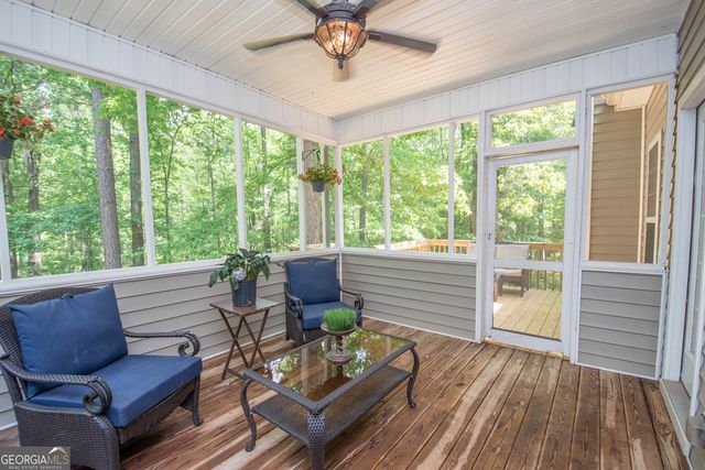 80 Walton Place Drive, Newnan, GA 30263