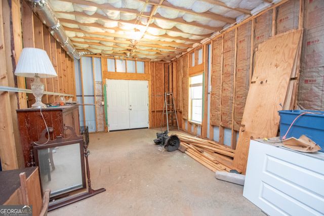 80 Walton Place Drive, Newnan, GA 30263