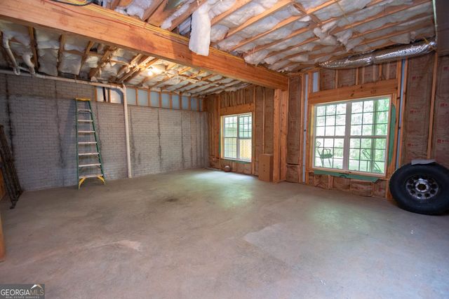 80 Walton Place Drive, Newnan, GA 30263