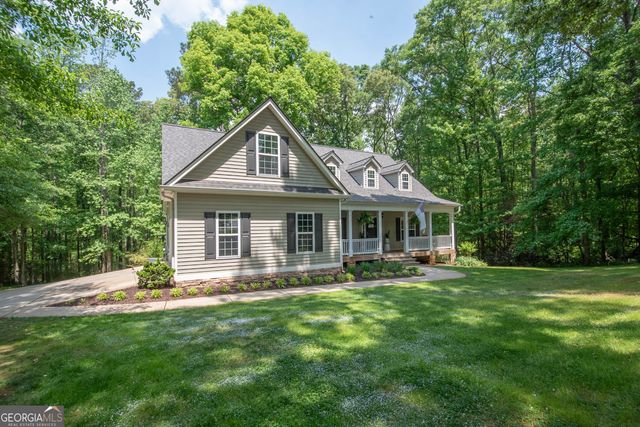 80 Walton Place Drive, Newnan, GA 30263
