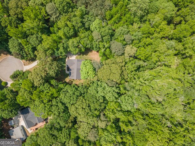 80 Walton Place Drive, Newnan, GA 30263