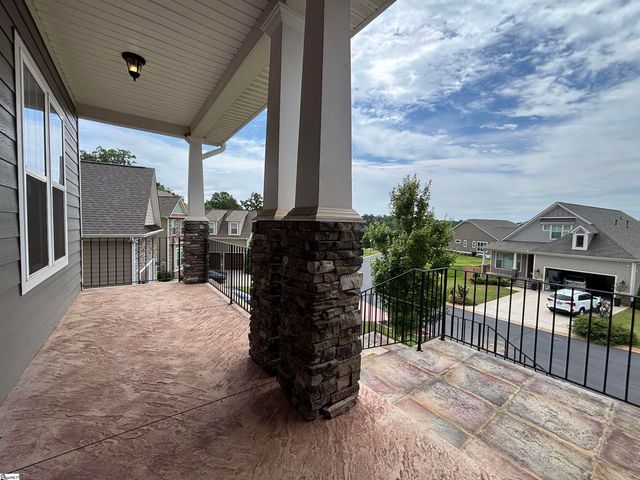 610 Winding Slope Drive, Piedmont, SC 29673