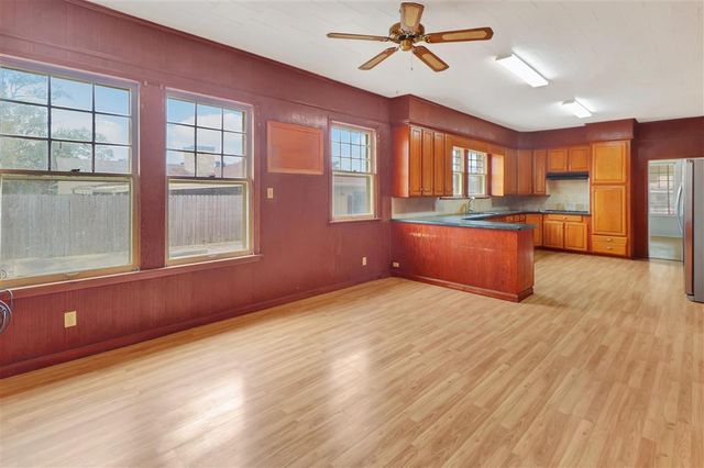 2005 Cypress St Street, Lake Charles, LA 70601