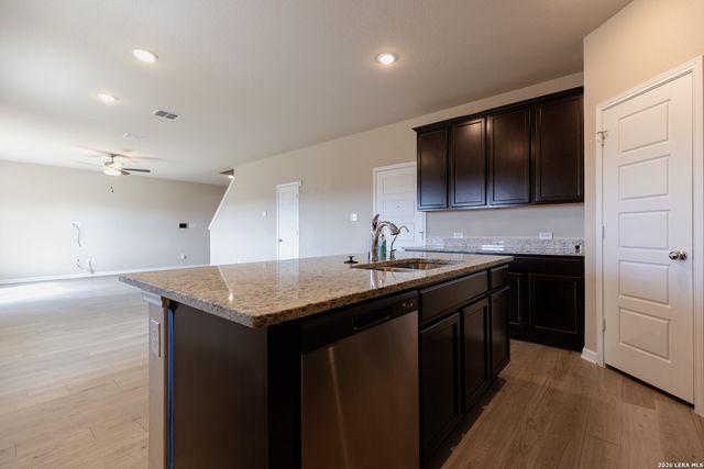 7026 Vista, San Antonio, TX 78233