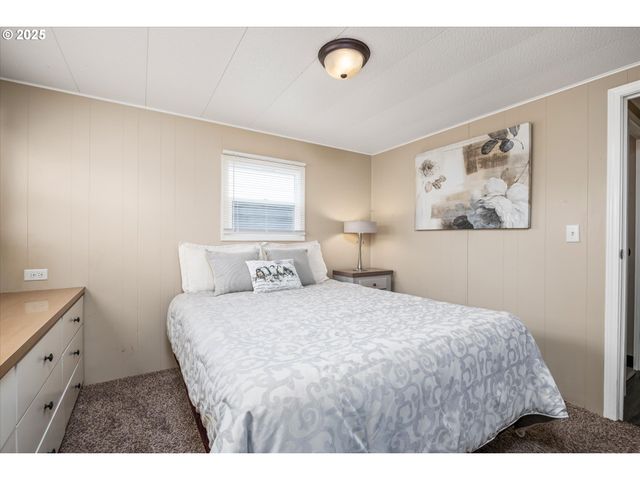 2150 LAURA St 12, Springfield, OR 97477