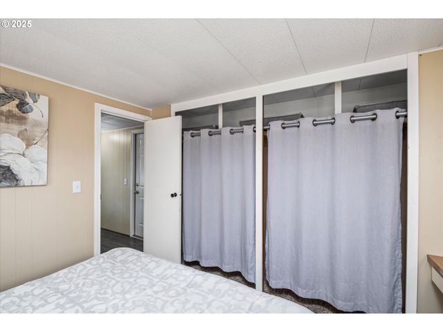 2150 LAURA St 12, Springfield, OR 97477