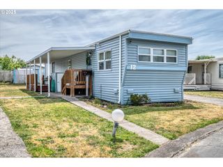 2150 LAURA St 12, Springfield, OR 97477