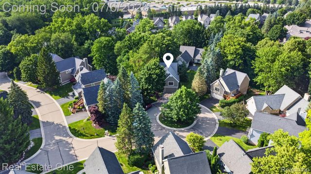 5569 Northcrest Court, Independence Charter Township, MI 48346