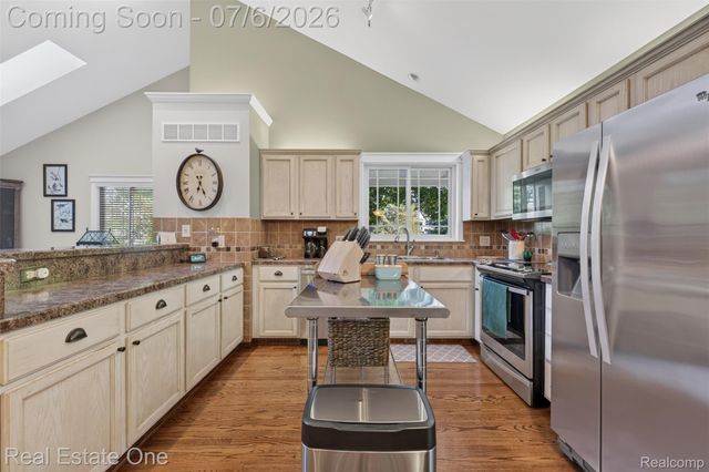 5569 Northcrest Court, Independence Charter Township, MI 48346