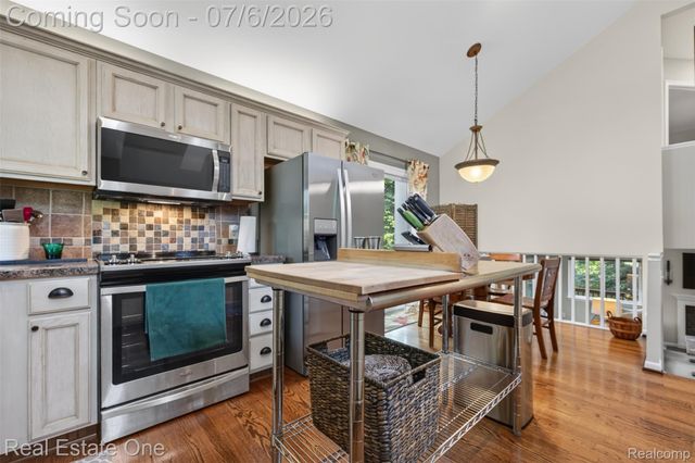 5569 Northcrest Court, Independence Charter Township, MI 48346