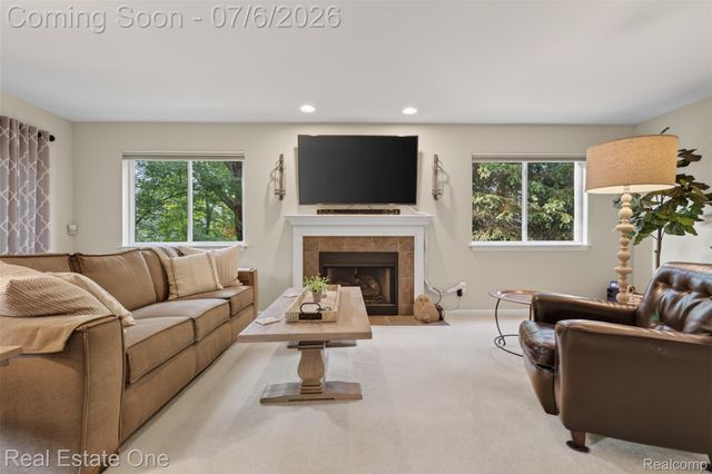 5569 Northcrest Court, Independence Charter Township, MI 48346