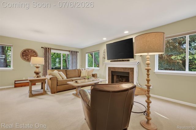 5569 Northcrest Court, Independence Charter Township, MI 48346