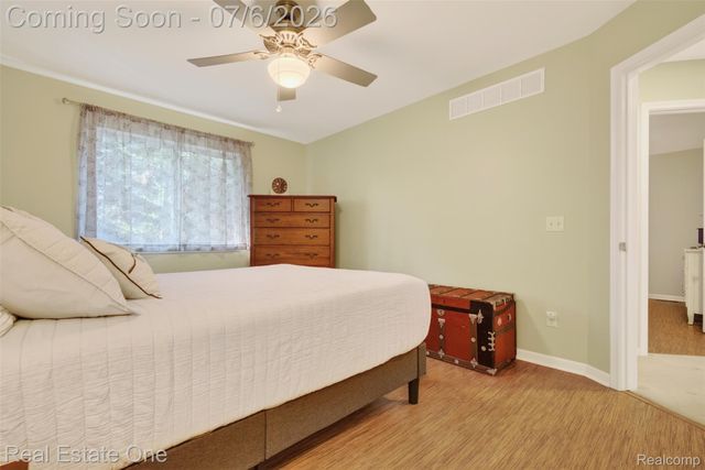 5569 Northcrest Court, Independence Charter Township, MI 48346
