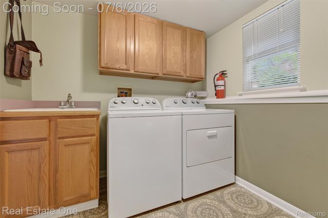 5569 Northcrest Court, Independence Charter Township, MI 48346