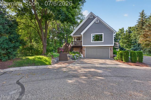 5569 Northcrest Court, Independence Charter Township, MI 48346