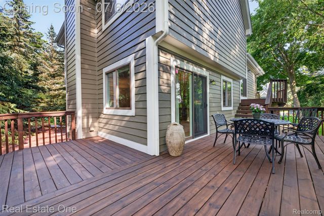 5569 Northcrest Court, Independence Charter Township, MI 48346