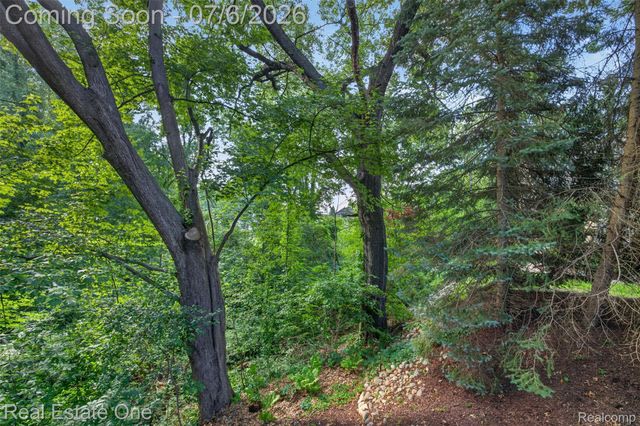 5569 Northcrest Court, Independence Charter Township, MI 48346