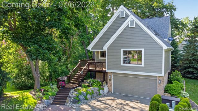 5569 Northcrest Court, Independence Charter Township, MI 48346
