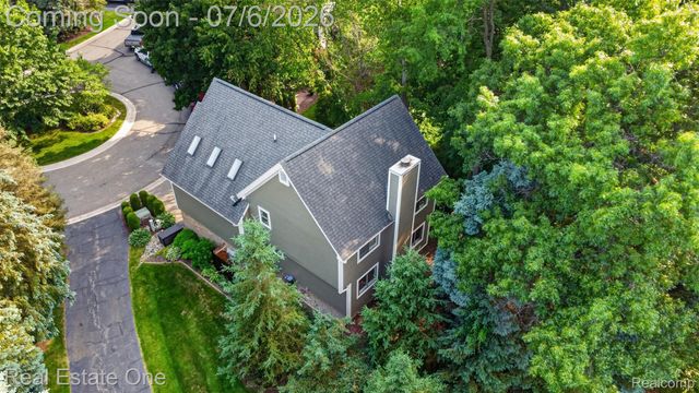 5569 Northcrest Court, Independence Charter Township, MI 48346