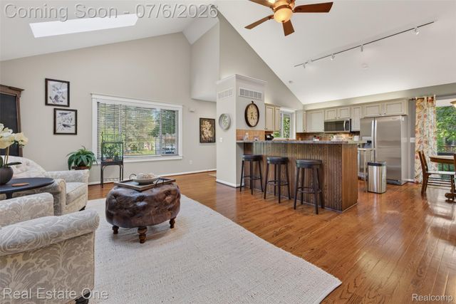 5569 Northcrest Court, Independence Charter Township, MI 48346