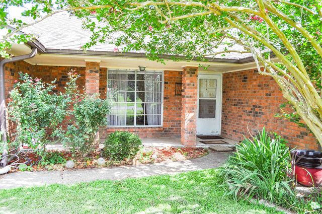 435 Belle Vue Dr, Lockport, LA 70374