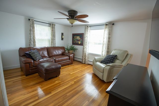 351 Elm St, Marlborough, MA 01752