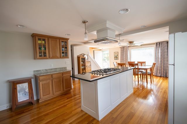 351 Elm St, Marlborough, MA 01752