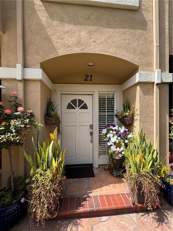 Image 15 of property listing at 21 Matinee Court, Aliso Viejo, CA 92656